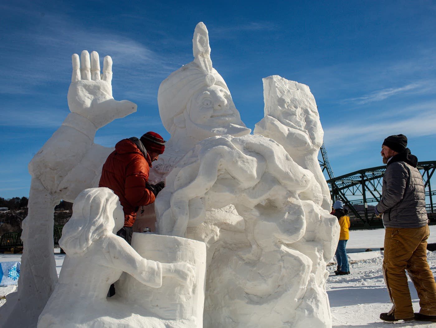 Spectacular sculptures